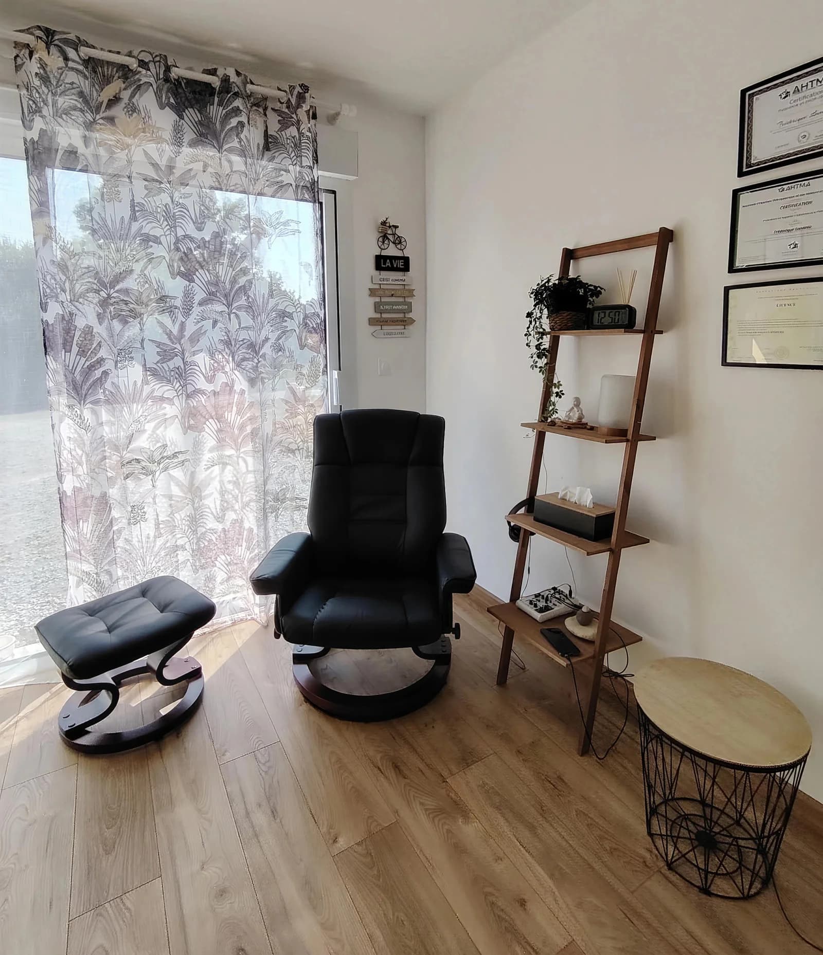 Fauteuil de relaxation du cabinet d'hypnose à Guégon